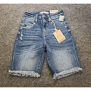 NWT Ran Can Size 0 Womens High Rise Burmuda Jean Shorts Distressed